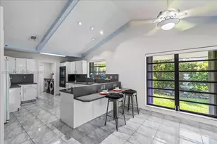 9220 NW 15th St, Coral Springs, FL 33071 - Photo 37