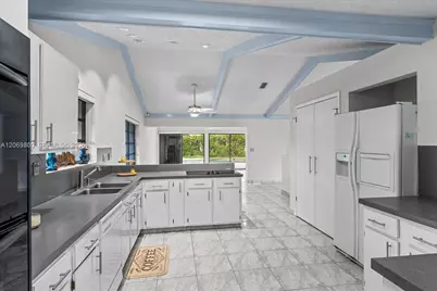9220 NW 15th St, Coral Springs, FL 33071 - Photo 43