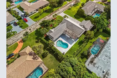 9220 NW 15th St, Coral Springs, FL 33071 - Photo 9