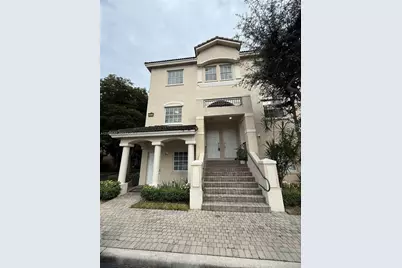 5620 NW 114th Path #201, Doral, FL 33178 - Photo 1