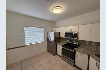 5620 NW 114th Path #201, Doral, FL 33178 - Photo 3