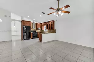 2230 NW 145th Ave, Pembroke Pines, FL 33028 - Photo 15