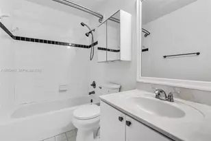 2230 NW 145th Ave, Pembroke Pines, FL 33028 - Photo 23