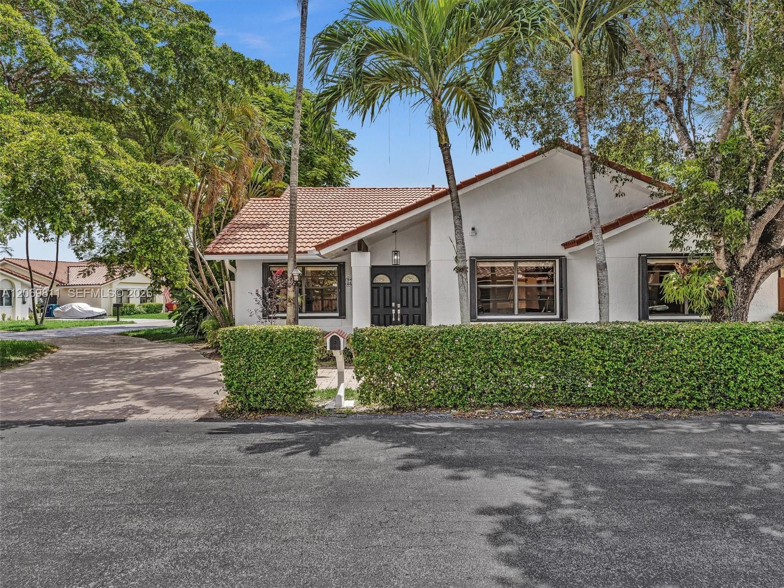 7457 SW 112th Pl - 7457 SW 112th Pl, Miami, FL 33173 Luxury Property | Jose Angel Pina