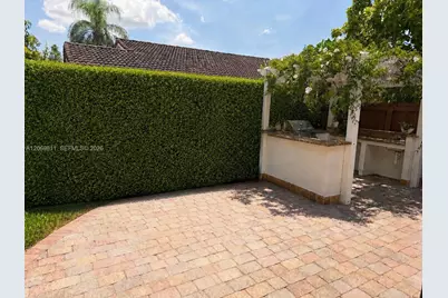 7457 SW 112th Pl, Miami, FL 33173 - Photo 15
