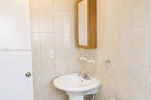 325 NE 108th St, Miami, FL 33161 - Photo 7