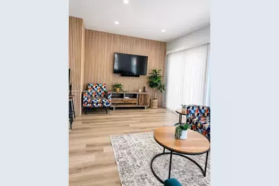 204 SW 2nd Ave, Hallandale Beach, FL 33009 - Photo 19