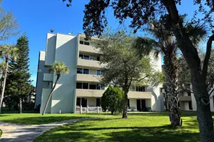 10090 NW 80th Ct, Hialeah Gardens, FL 33016 - Photo 1