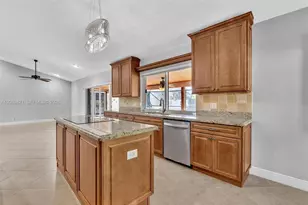 18232 S 104th Ter S, Boca Raton, FL 33498 - Photo 11