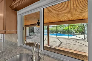 18232 S 104th Ter S, Boca Raton, FL 33498 - Photo 13