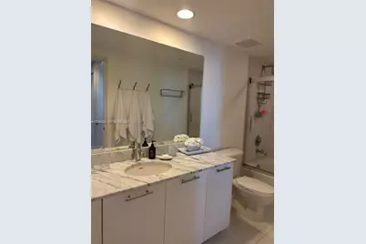 950 Brickell Bay Dr #2104, Miami, FL 33131 - Photo 23