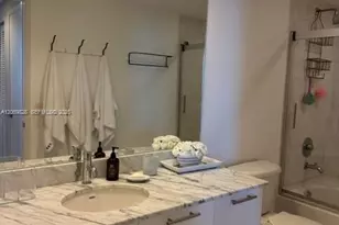 950 Brickell Bay Dr, Miami, FL 33131 - Photo 23