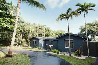 801 NE 144th St, North Miami, FL 33161 - Photo 1
