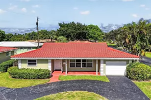 7118 E Tropical Way, Plantation, FL 33317 - Photo 1