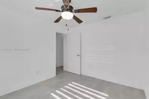 9999 NW 25th Terrace, Doral, FL 33172 - Photo 21