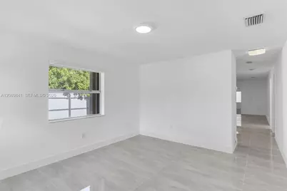 9999 NW 25th Ter, Doral, FL 33172 - Photo 5