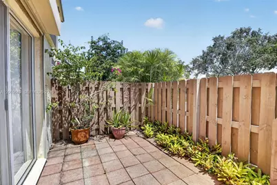 10725 NW 30th Pl #4, Sunrise, FL 33322 - Photo 37