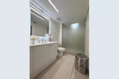 19501 W Country Club Dr #1004, Aventura, FL 33180 - Photo 11
