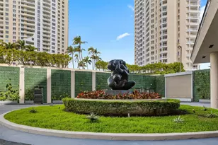 540 Brickell Key Dr, Miami, FL 33131 - Photo 37