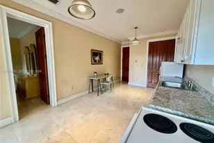 7449 SW 104th St, Pinecrest, FL 33156 - Photo 17