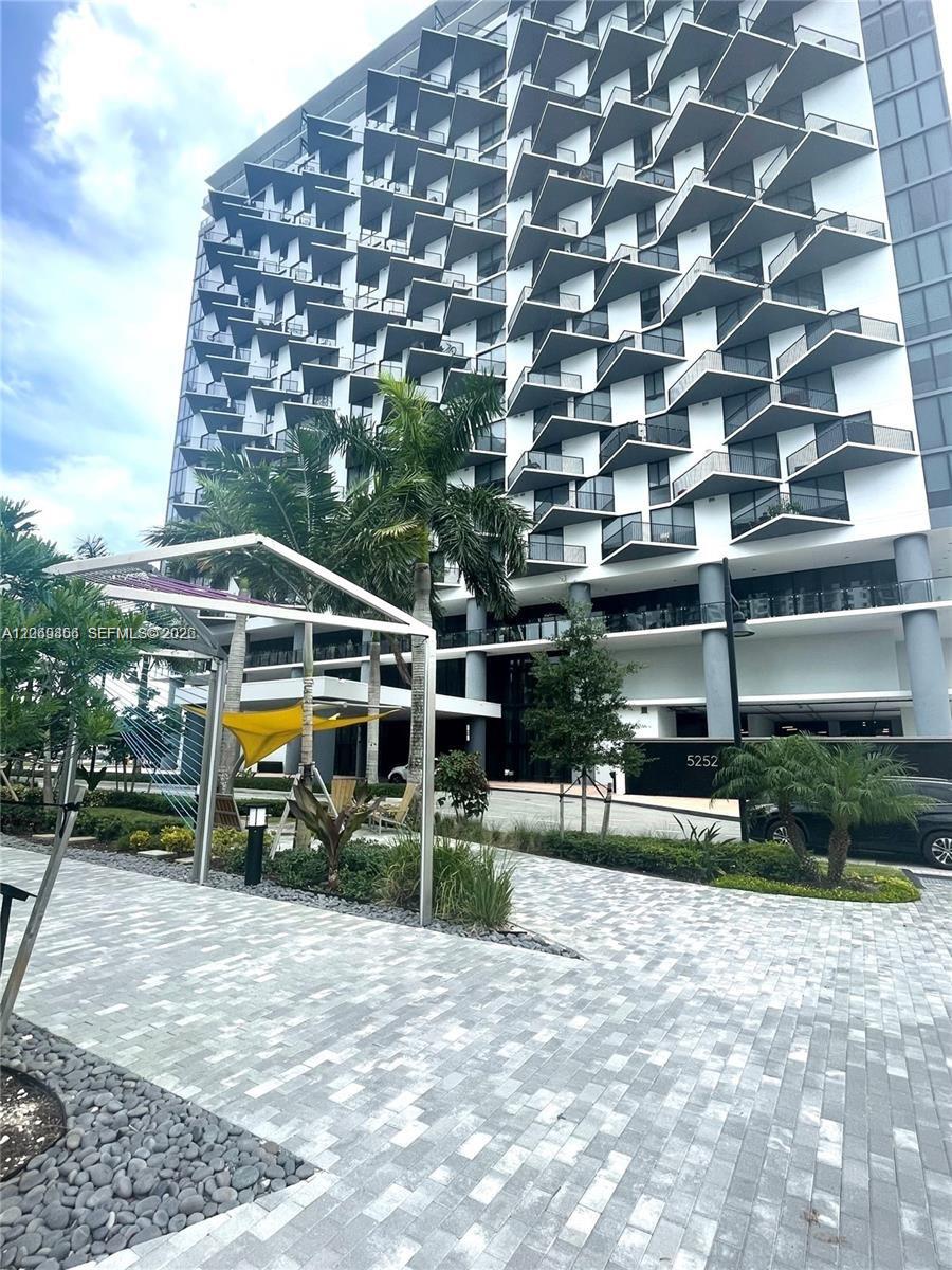 5252 NW 85th Ave #1608 - 5252 NW 85th Ave #1608, Doral, FL 33166 Luxury Property | Jose Angel Pina
