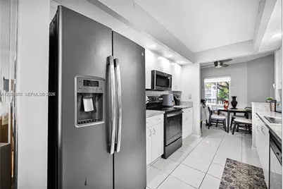 12750 SW 15th St #204D, Pembroke Pines, FL 33027 - Photo 3