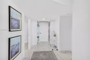 1000 Island Blvd, Aventura, FL 33160 - Photo 37