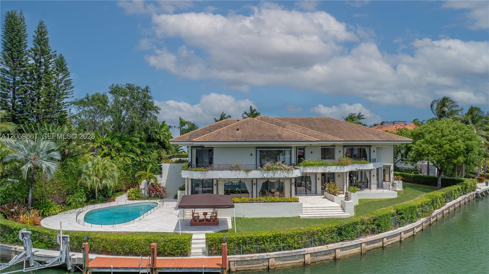 241 Cape Florida Dr - 241 Cape Florida Dr, Key Biscayne, FL 33149 Luxury Property | Jose Angel Pina