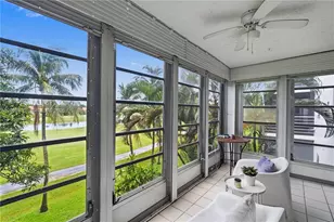 3970 Oaks Clubhouse Dr, Pompano Beach, FL 33069 - Photo 27
