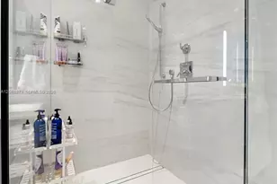 100 S Pointe Dr, Miami Beach, FL 33139 - Photo 23