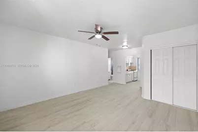 7721 Dickens Ave #6, Miami Beach, FL 33141 - Photo 5