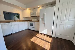 1301 SW 142nd Ave, Pembroke Pines, FL 33027 - Photo 9