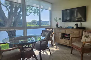 2114 E Cambridge E, Deerfield Beach, FL 33442 - Photo 27