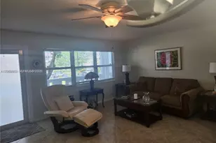 2114 E Cambridge E, Deerfield Beach, FL 33442 - Photo 25