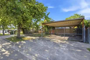 621 SE 4th St, Hialeah, FL 33010 - Photo 9