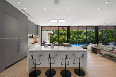 6015 N Bay Rd, Miami Beach, FL 33140 - Photo 7