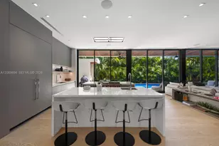 6015 N Bay Rd, Miami Beach, FL 33140 - Photo 7