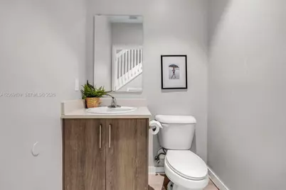 171 NW 158th St #8, Miami, FL 33169 - Photo 9