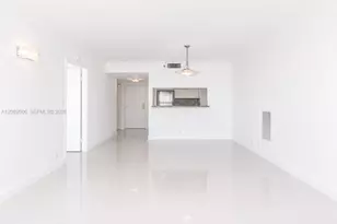 7601 E Treasure Dr, North Bay Village, FL 33141 - Photo 7