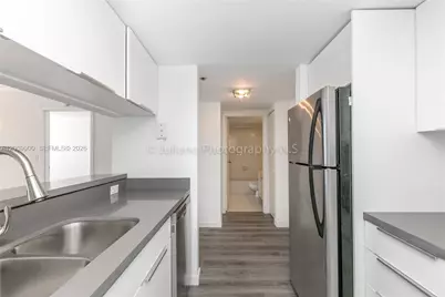 7601 E Treasure Dr #1509, North Bay Village, FL 33141 - Photo 7