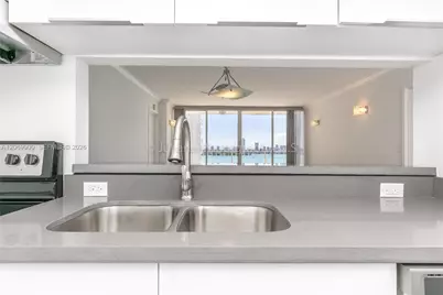 7601 E Treasure Dr #1509, North Bay Village, FL 33141 - Photo 5