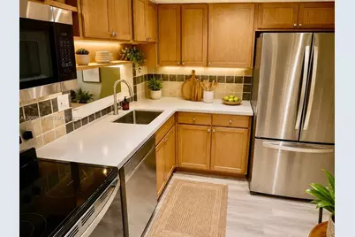 8635 NW 8th St #116, Miami, FL 33126 - Photo 9