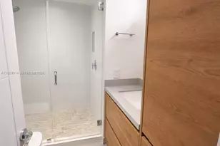 520 Brickell Key Dr, Miami, FL 33131 - Photo 11