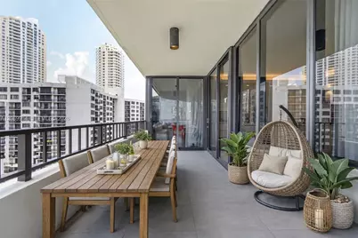 520 Brickell Key Dr #A1421, Miami, FL 33131 - Photo 3