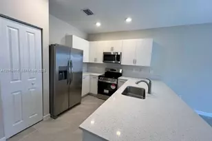 11889 SW 245 Ter, Homestead, FL 33032 - Photo 7