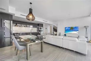 1451 Brickell Ave, Miami, FL 33131 - Photo 7