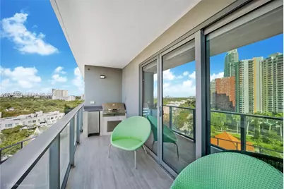 1451 Brickell Ave #1003, Miami, FL 33131 - Photo 3