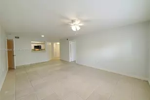 15591 SW 105th Terrace, Miami, FL 33196 - Photo 5