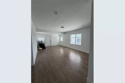 107 W Pembroke Rd #0, Hallandale Beach, FL 33009 - Photo 17