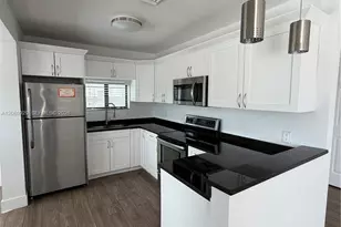 107 W Pembroke Rd, Hallandale Beach, FL 33009 - Photo 15